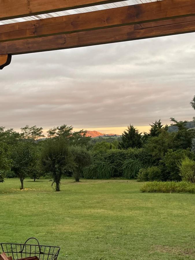 Posada La Serena Тандил Экстерьер фото